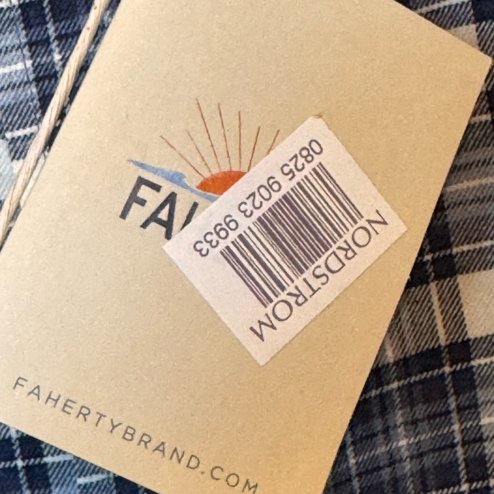 FAHERTY Shirt The Everyday Button Down Long Sleeve Navy Plaid XXL NWT - Picture 5 of 14